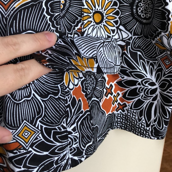 Chico’s Graphic Floral Print Jacket - Picture 4 of 7